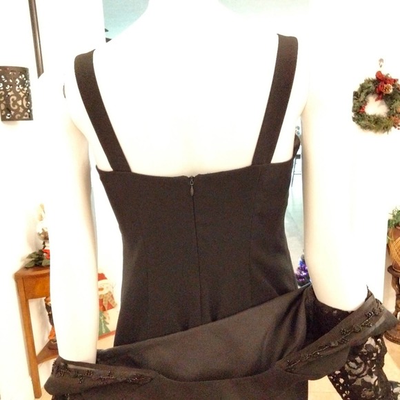 Black formal evening gown 6P - Picture 9 of 10